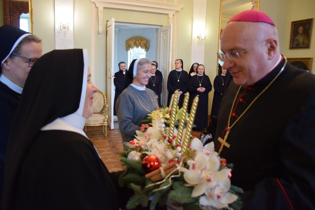 Spotkanie opłatkowe sióstr zakonnych w Domu Biskupim